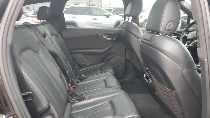 Audi Q7  2017