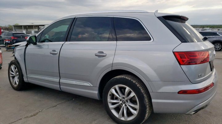 Audi Q7  2019
