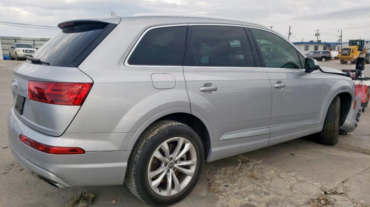 Audi Q7  2019