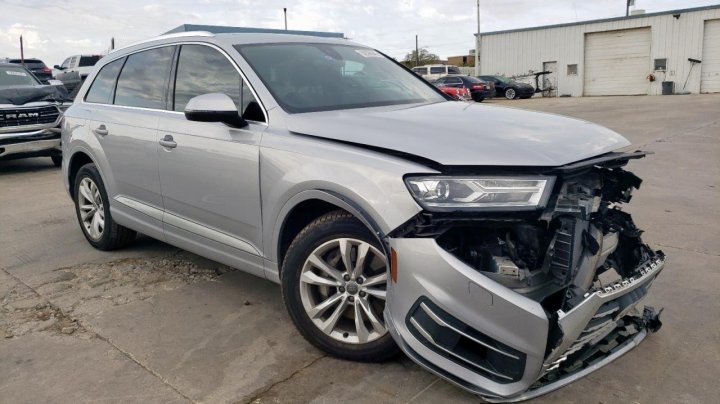 Audi Q7  2019