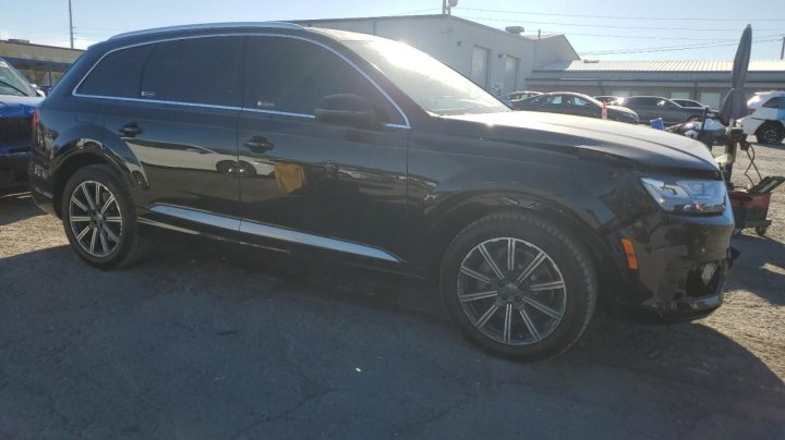Audi Q7  2019