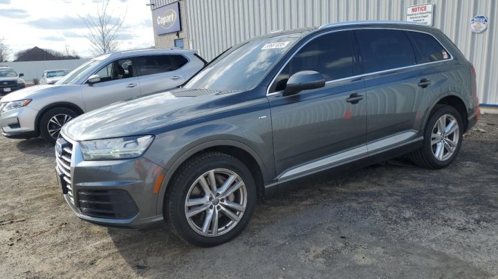 Audi Q7  2017