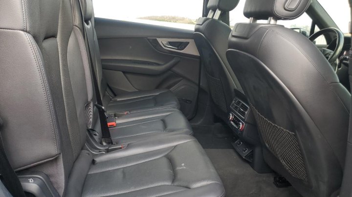 Audi Q7  2017