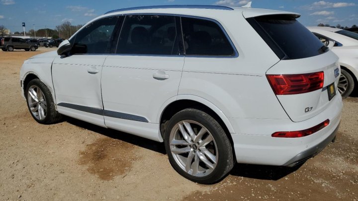 Audi Q7  2017