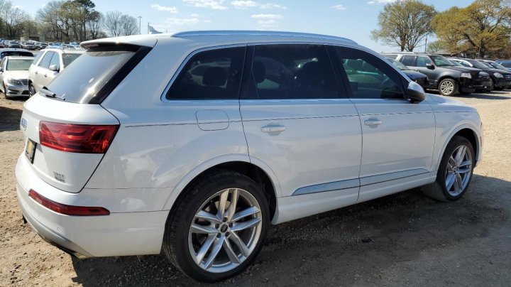 Audi Q7  2017