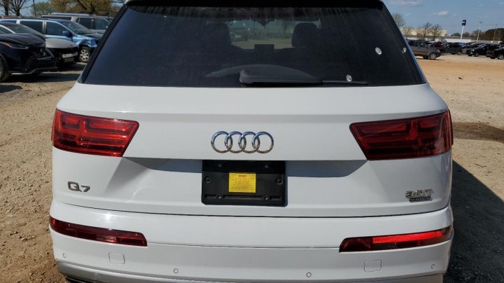 Audi Q7  2017