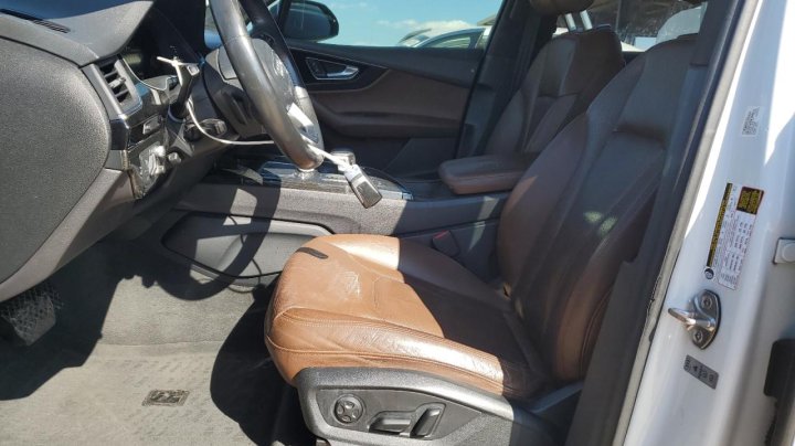Audi Q7  2017