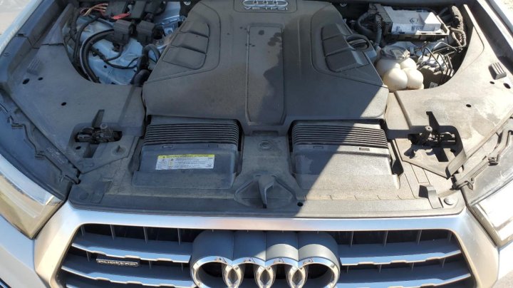 Audi Q7  2017