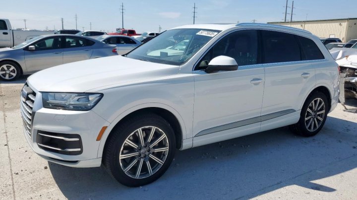 Audi Q7  2017