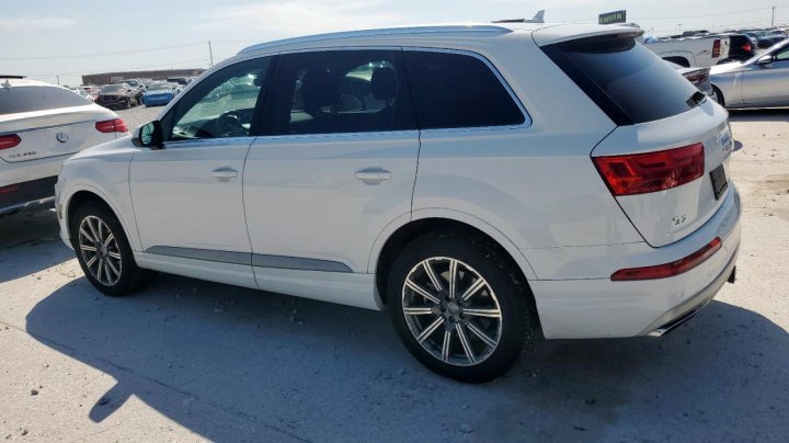 Audi Q7  2017