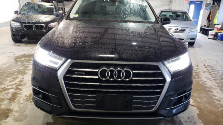 Audi Q7  2018