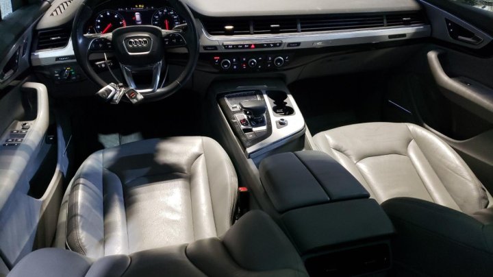 Audi Q7  2018
