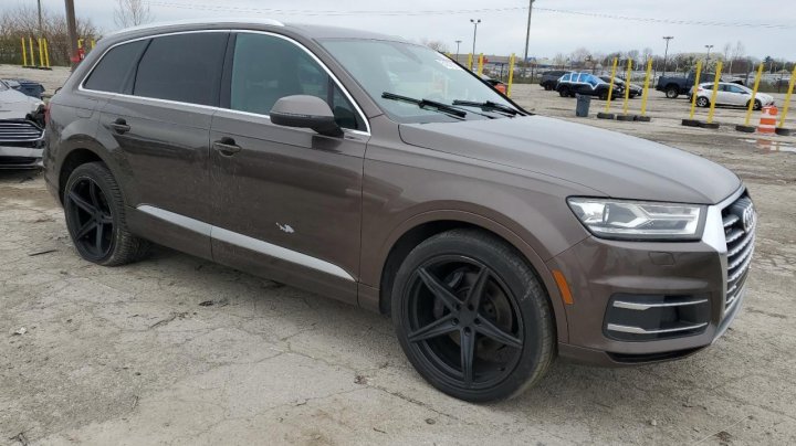 Audi Q7  2017