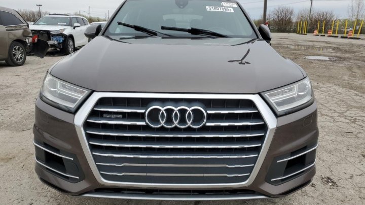 Audi Q7  2017