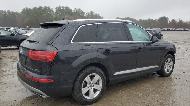 Audi Q7  2017