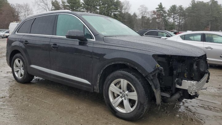 Audi Q7  2017