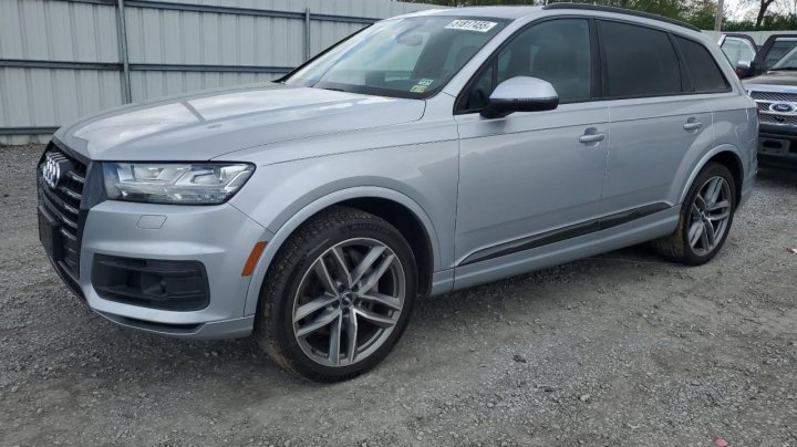 Audi Q7  2017