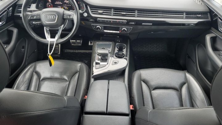 Audi Q7  2017