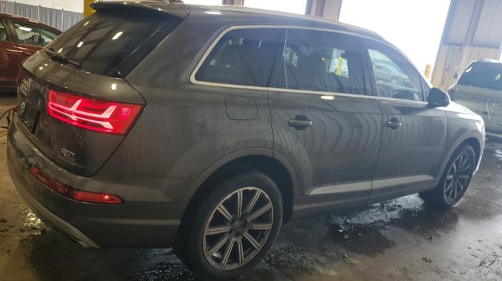 Audi Q7  2018