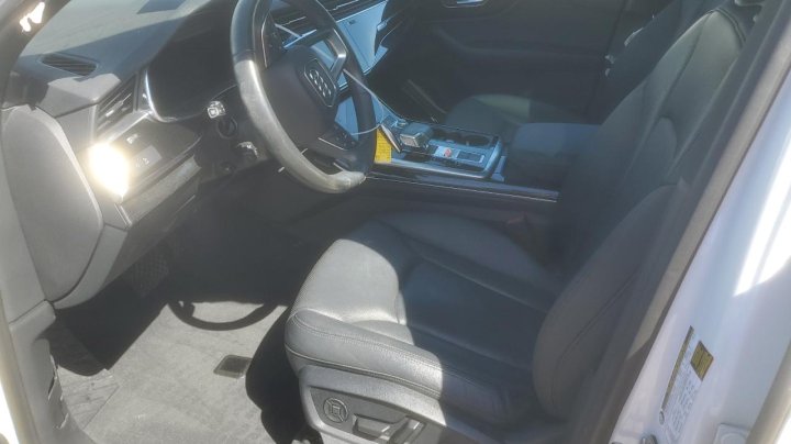 Audi Q7  2021