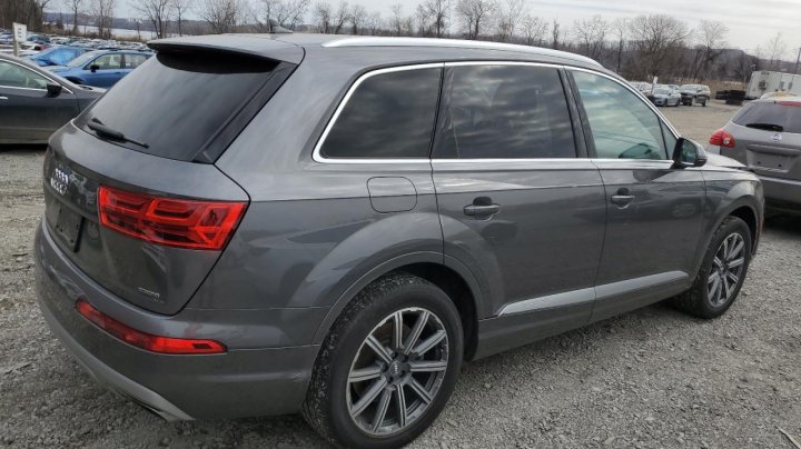 Audi Q7  2019