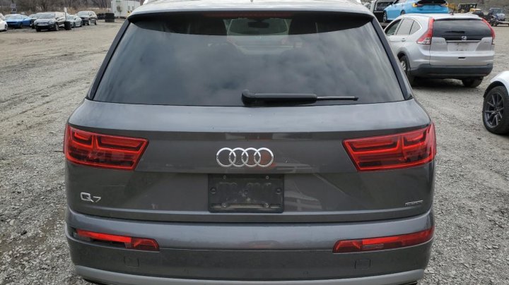 Audi Q7  2019