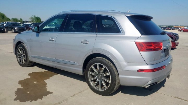 Audi Q7  2017