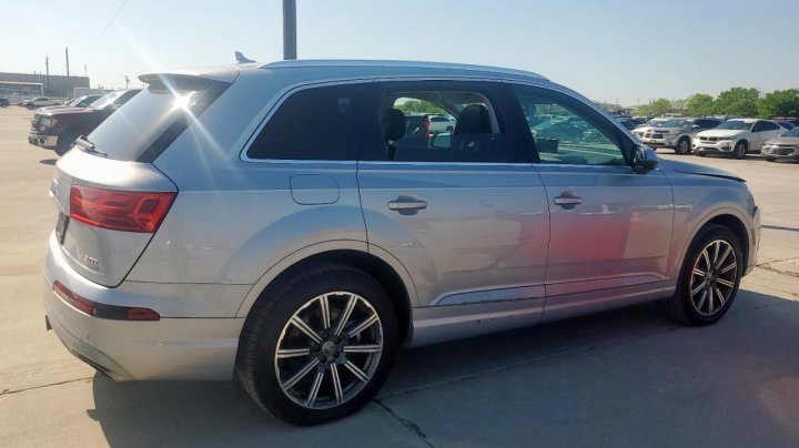 Audi Q7  2017