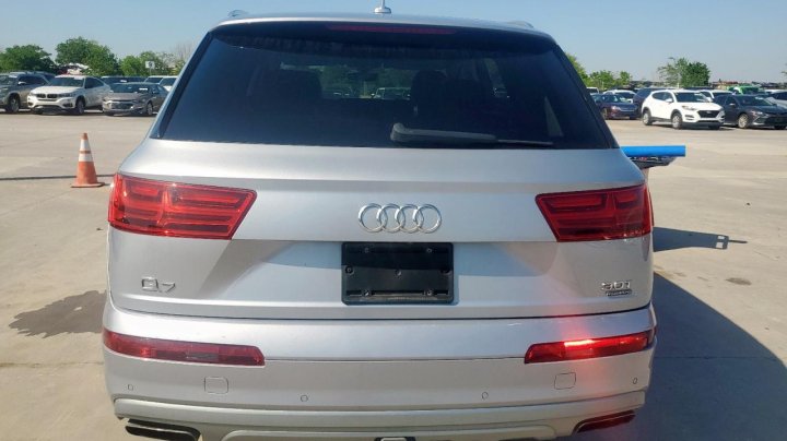 Audi Q7  2017