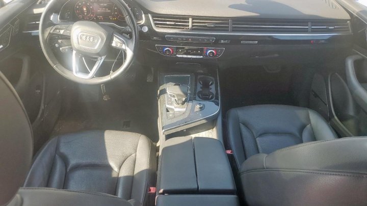Audi Q7  2017