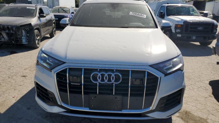 Audi Q7 PREMIUM 2023