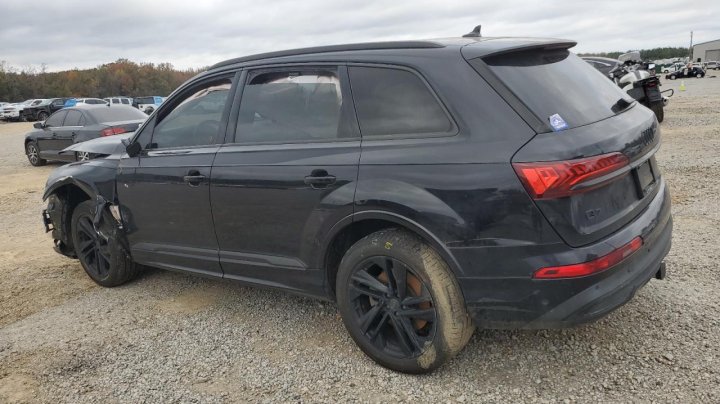 Audi Q7  2020