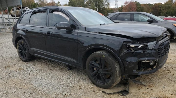 Audi Q7  2020