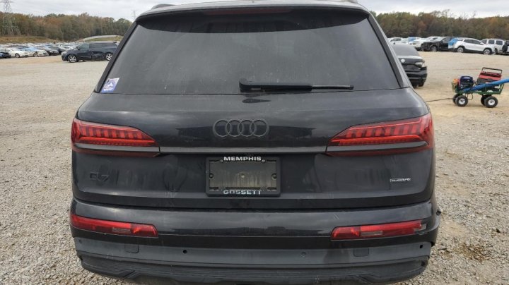Audi Q7  2020