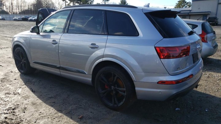 Audi Q7  2019