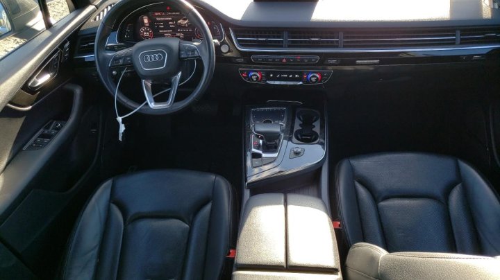 Audi Q7  2019