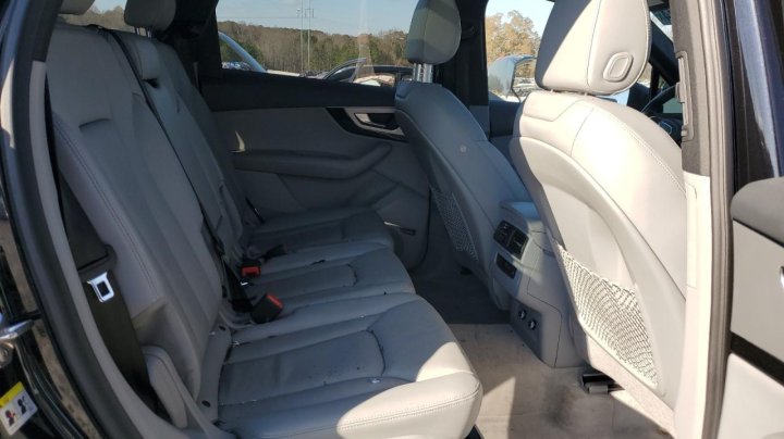 Audi Q7  2019