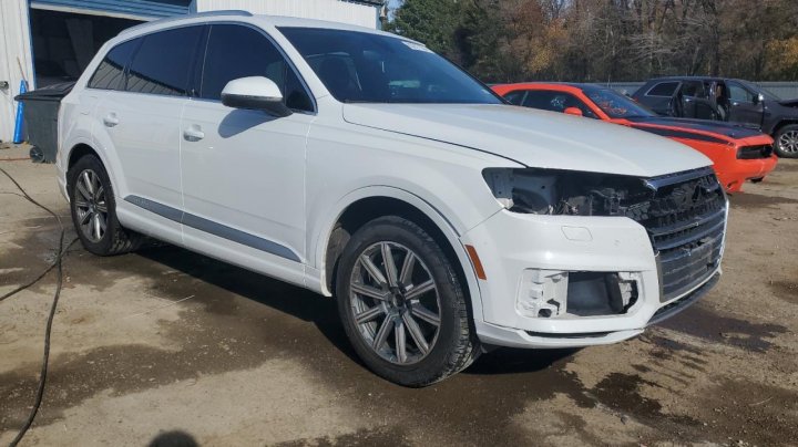 Audi Q7  2019