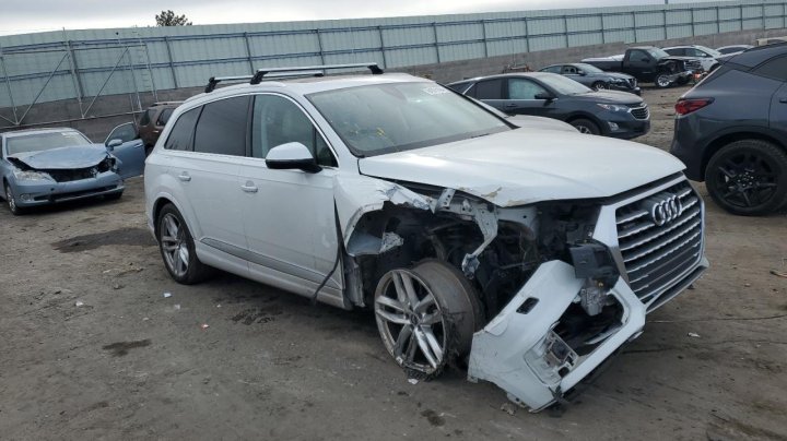 Audi Q7  2017