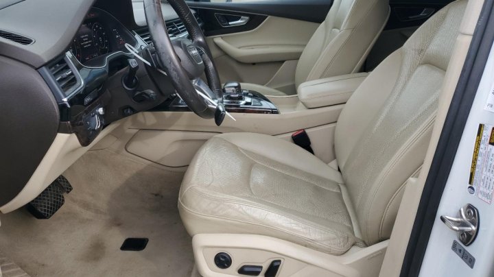 Audi Q7  2017