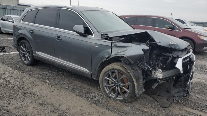 Audi Q7  2017