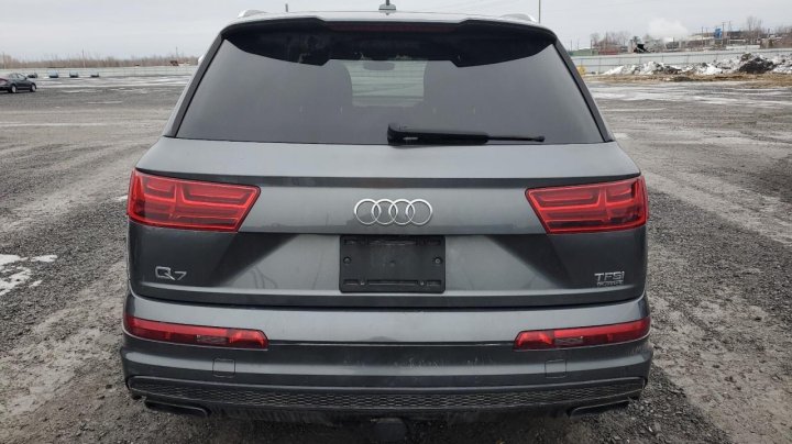 Audi Q7  2017