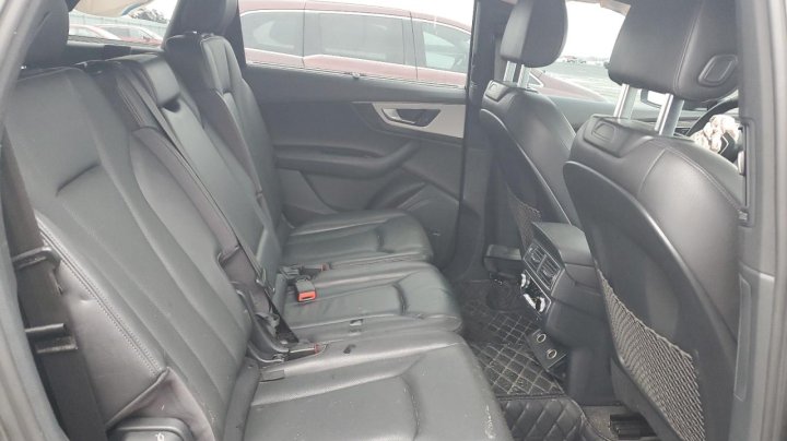 Audi Q7  2017