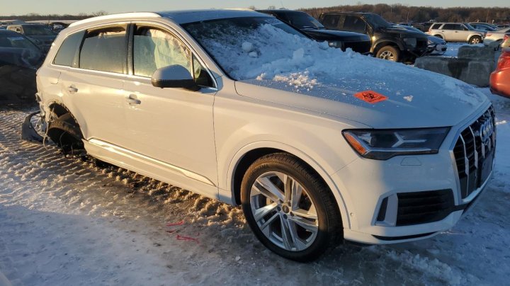Audi Q7  2021
