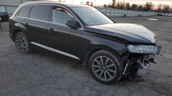 Audi Q7  2018