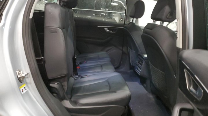 Audi Q7  2023