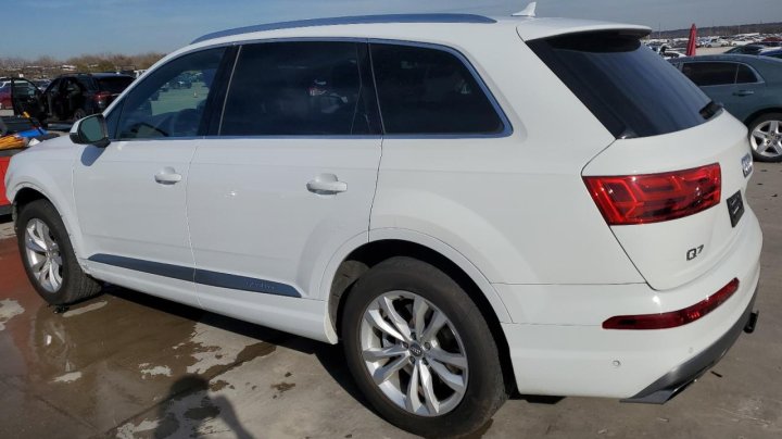 Audi Q7  2019