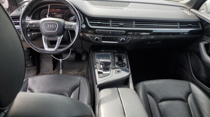 Audi Q7  2017