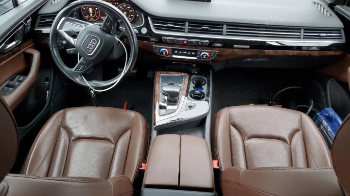 Audi Q7  2017