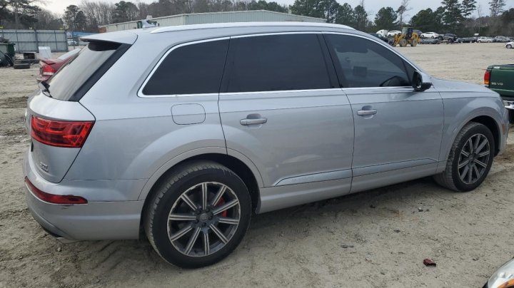 Audi Q7  2017